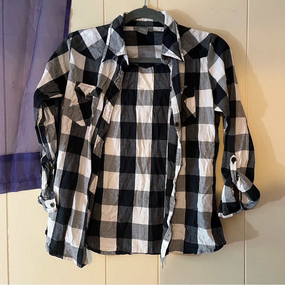 dELiA*s Black and White Plaid Casual Shirt